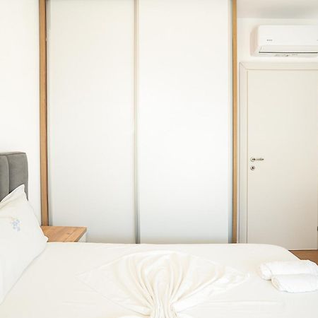 The Blue Pearl Apartment 2 Дуррес Экстерьер фото