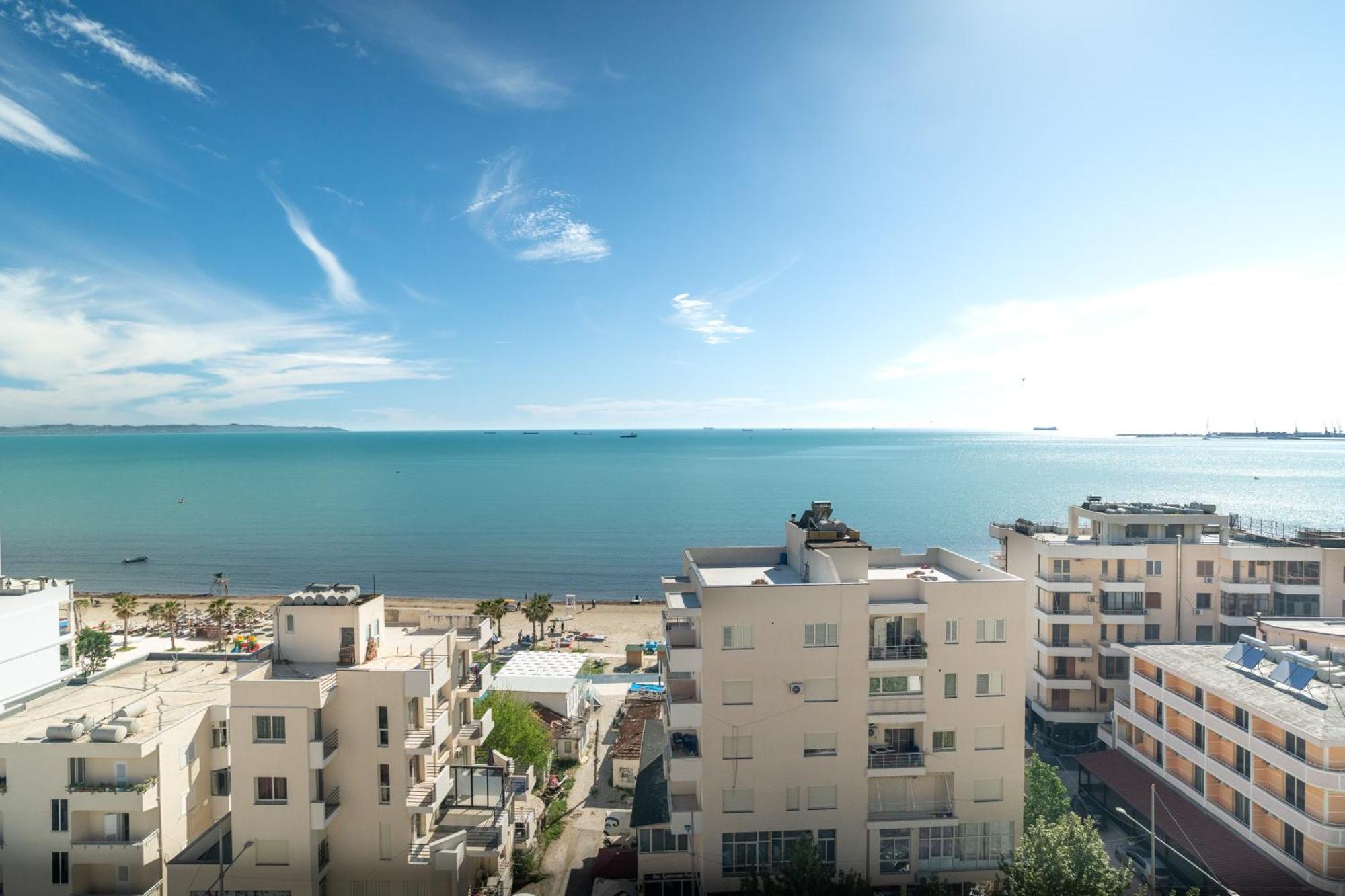 The Blue Pearl Apartment 2 Дуррес Экстерьер фото